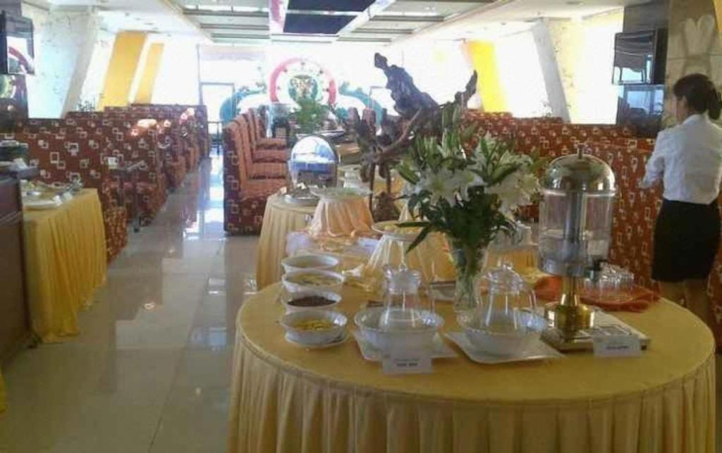 Classic Hoang Long Hotel Hai Phong Exterior foto